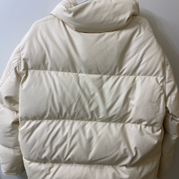 White puff jacket - Picture 4 of 4
